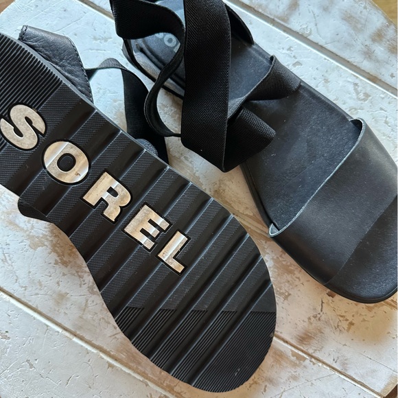 Sorel Ella Black Sandals - Picture 2 of 9